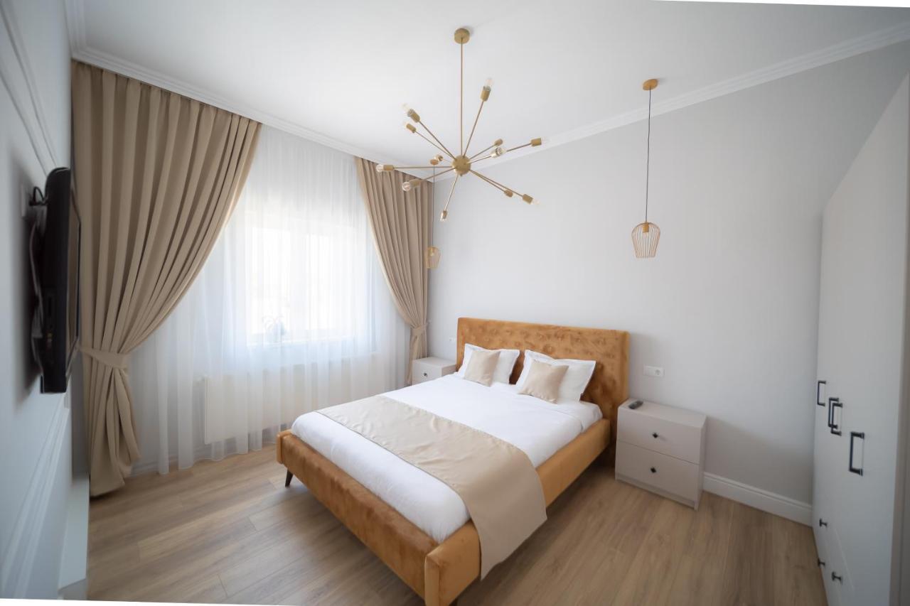 Bluesky Ultra-Central Premium Apartment Oradea Exterior photo